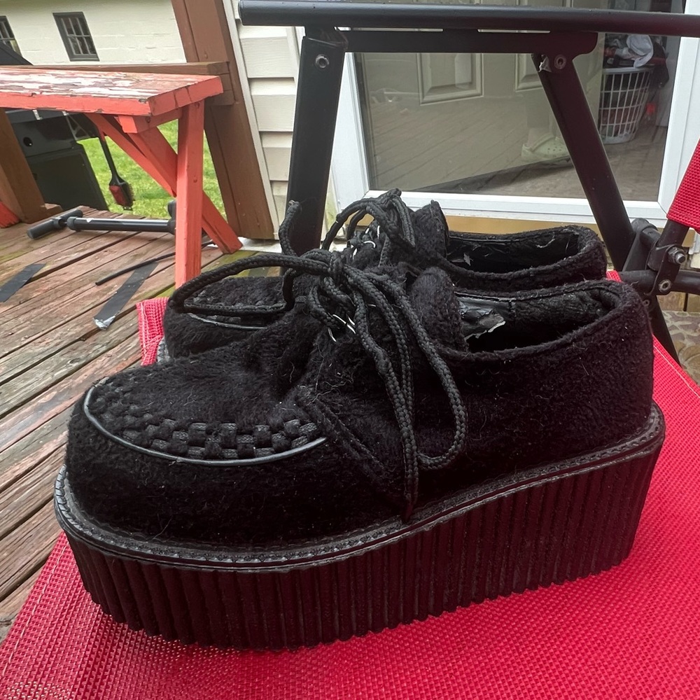 Demonia’s - like new